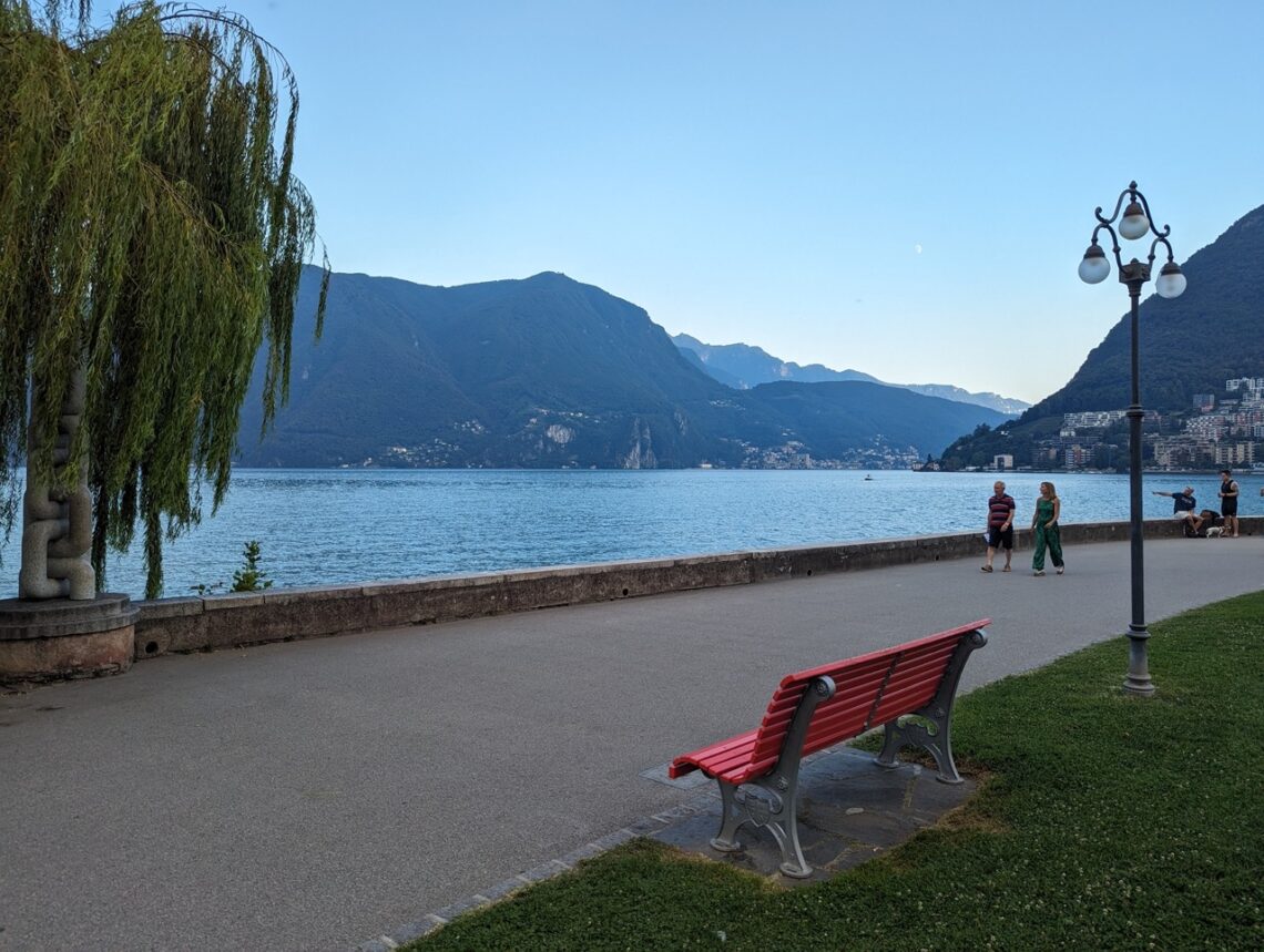 La Suisse - Lac De Lugano. Vue Sur Brusino. Photo stock - Image du